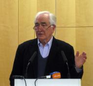 Albrecht Müller